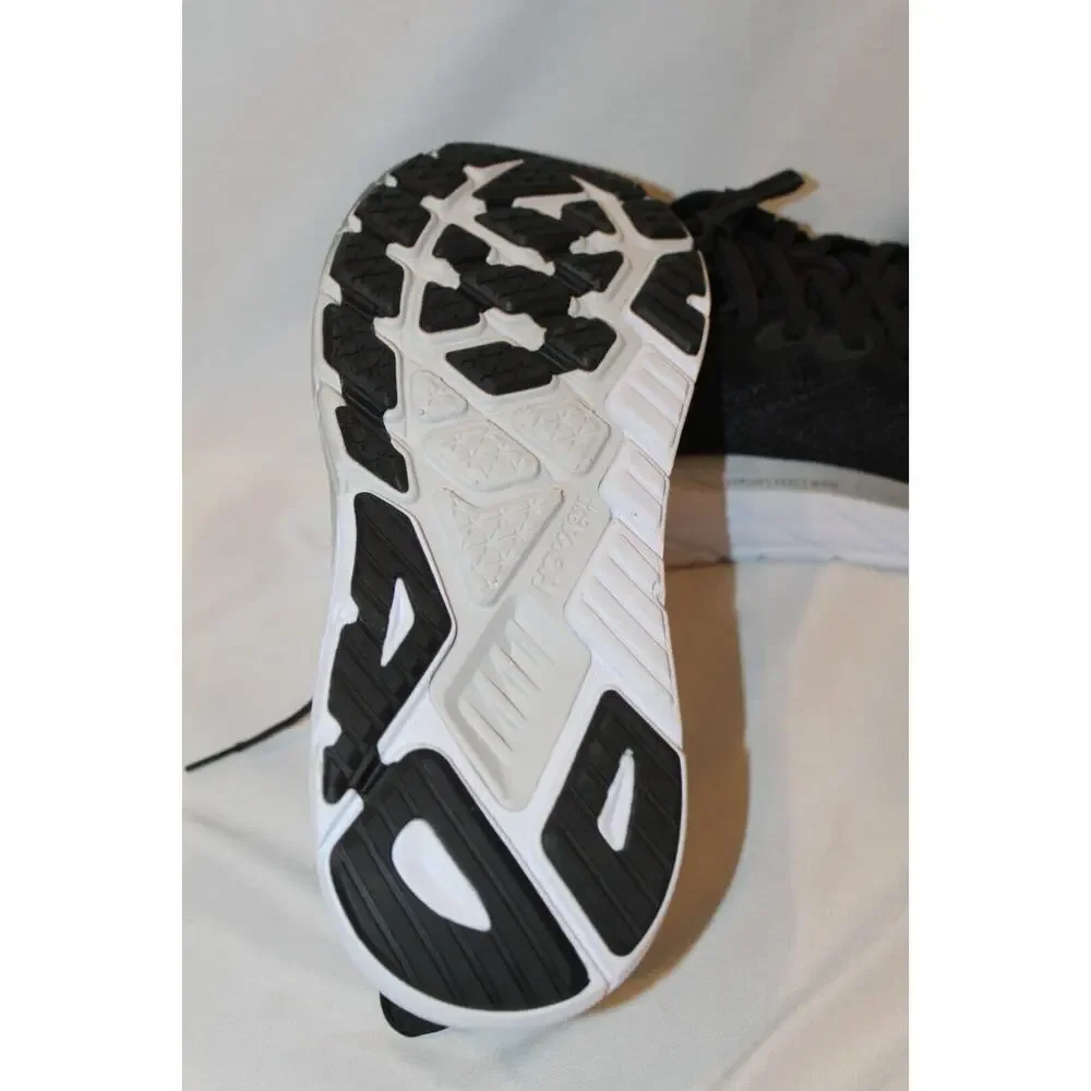 NEW Hoka One One Arahi‎ 6 Women's Running Athletic Shoes BWHT Black Gray